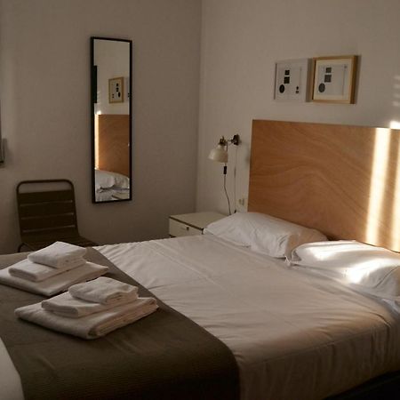 Tres Puentes Anguiano Apartamentos Y Hostal Dış mekan fotoğraf