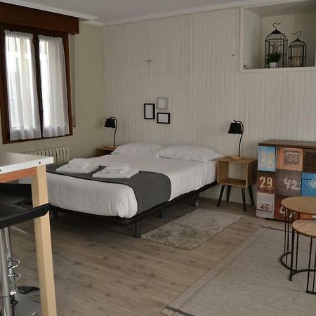 Tres Puentes Anguiano Apartamentos Y Hostal Dış mekan fotoğraf
