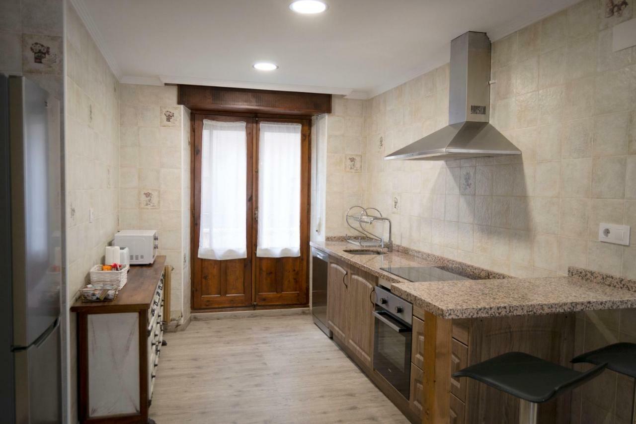 Tres Puentes Anguiano Apartamentos Y Hostal Dış mekan fotoğraf
