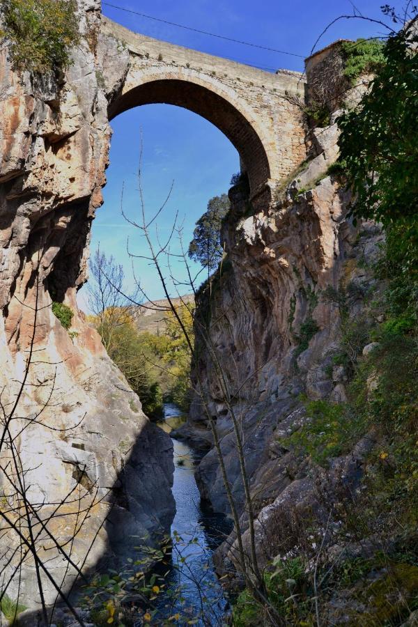 Tres Puentes Anguiano Apartamentos Y Hostal Dış mekan fotoğraf