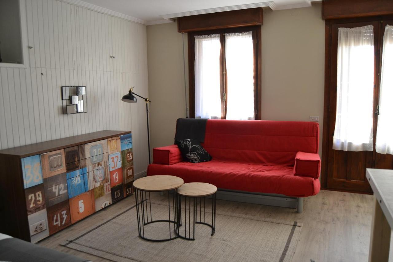 Tres Puentes Anguiano Apartamentos Y Hostal Dış mekan fotoğraf
